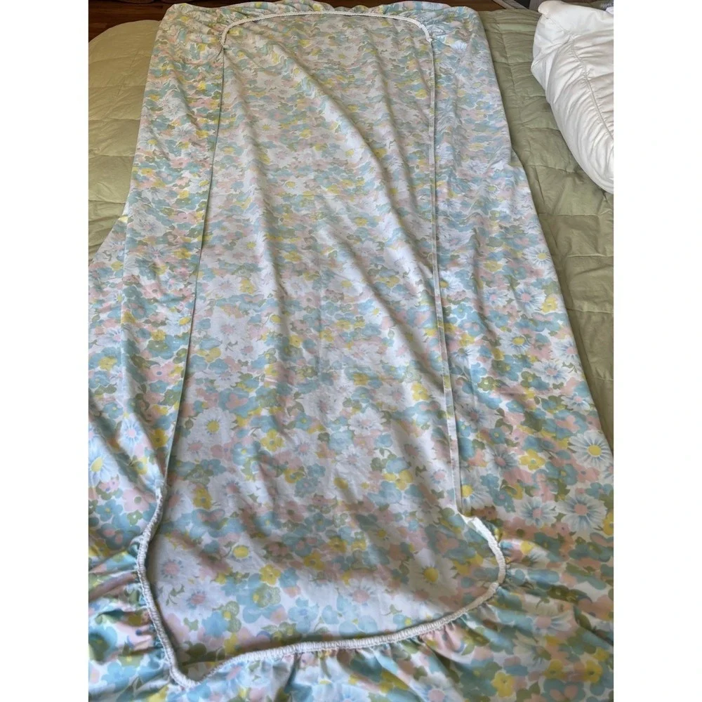 2 VTG‎ Twin Fitted Sheets Ralph Lauren – White & Pacific Miracle Floral